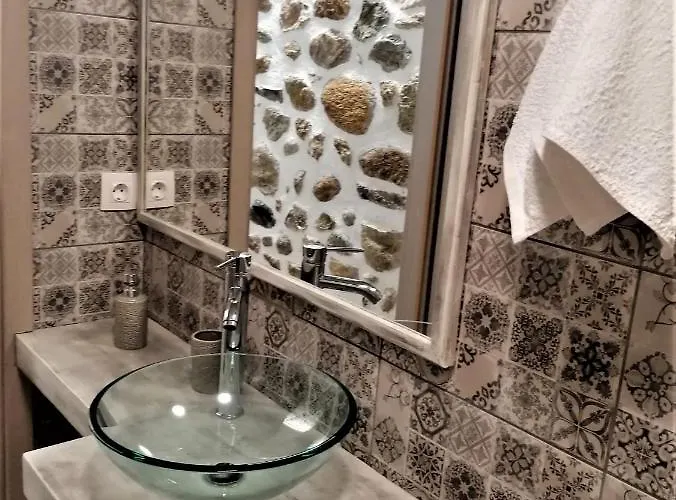 アパート The Little Gem Under The Rocks 2 *