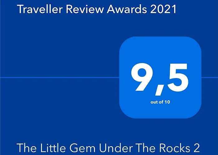 アパート The Little Gem Under The Rocks 2 *